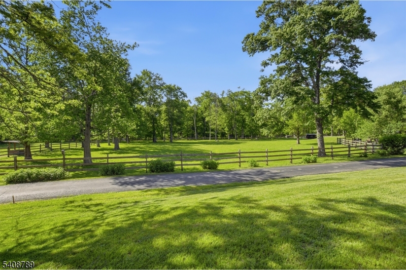 98 Spring Hollow Road Far Hills, NJ 07931 - Photo 47 of 50