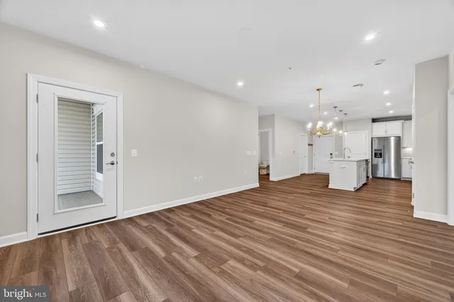 $545,000 | 21630 Hawksbill High Circle, Unit 403, Sterling, VA 20164