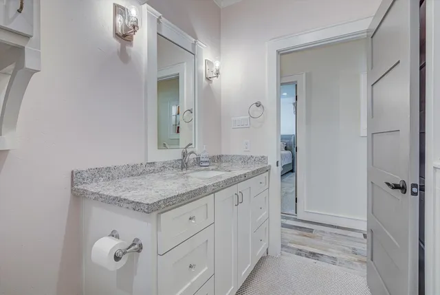 $625,000 | 1003 Redfish Street, Bayou Vista, TX 77563