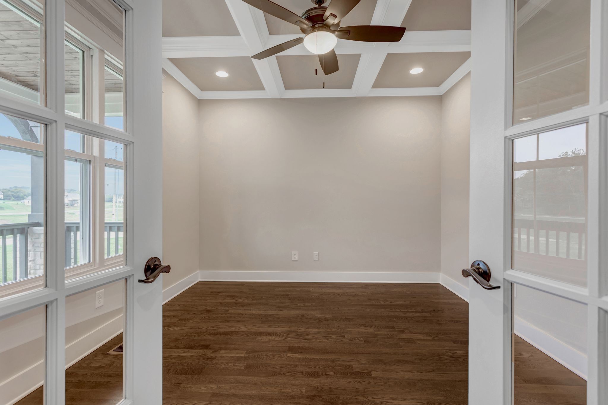 1561 John Sharp Road Spring Hill, TN 37174 - Photo 6 of 44