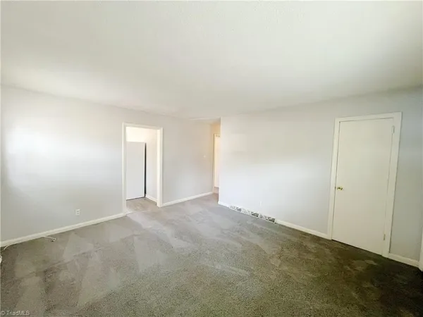 $1,275 | 1583 Lovett Street, Greensboro, NC 27403