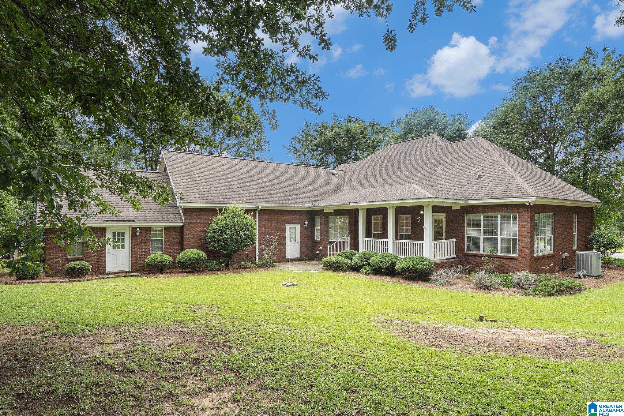 802 Golf Drive Clanton, AL 35045 - Photo 5 of 27
