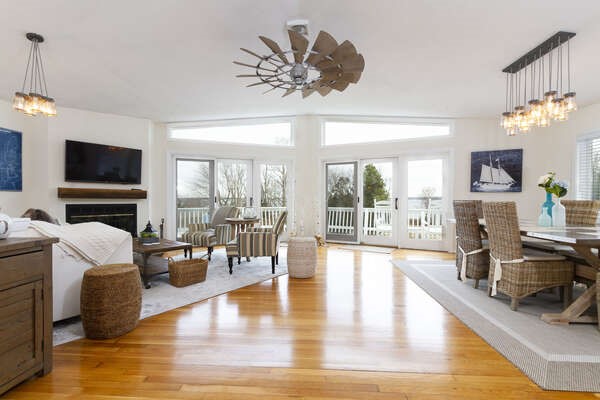 1106 East Shore Road Jamestown, RI 02835 - Photo 2 of 20