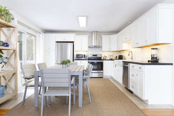 1106 East Shore Road Jamestown, RI 02835 - Photo 6 of 20