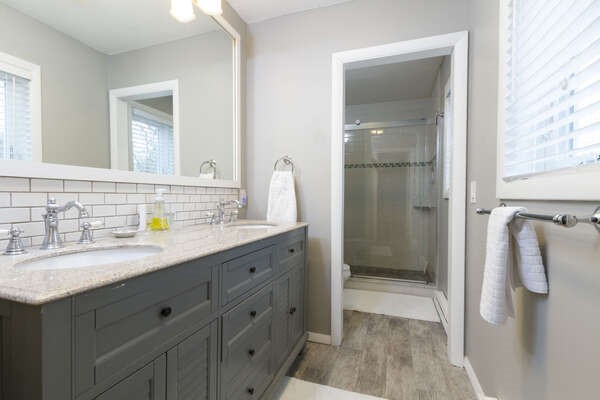 1106 East Shore Road Jamestown, RI 02835 - Photo 9 of 20