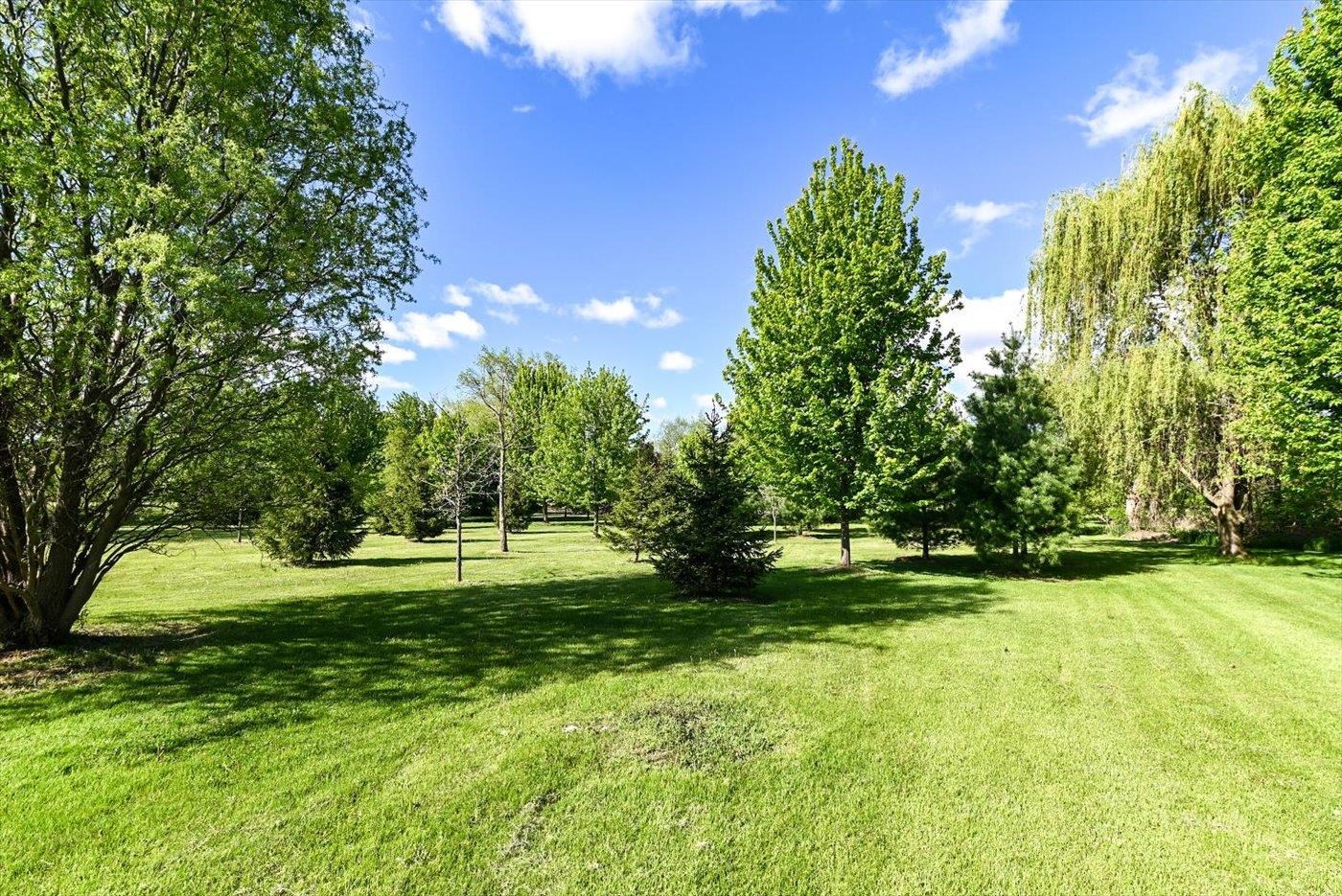 6415 South Windsor Prairie Road DeForest, WI 53532 - Photo 21 of 49 Gallery Image 21