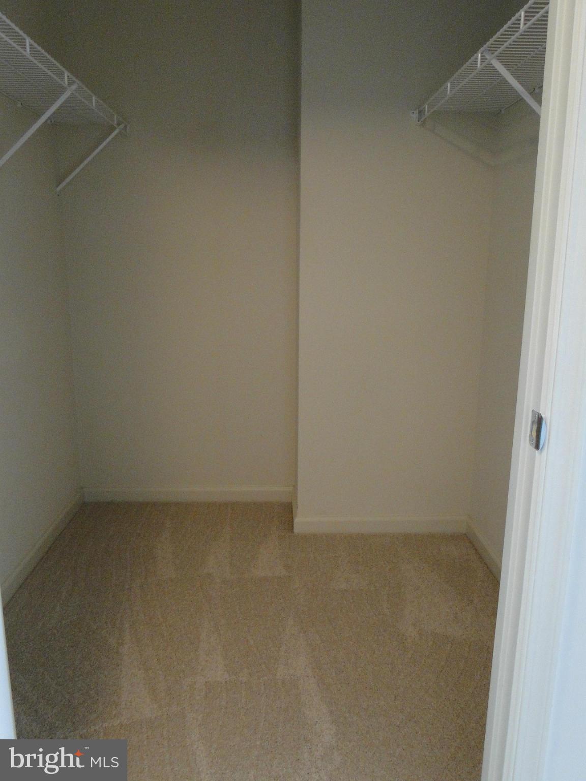 2726 Gallows Road, Unit 611 Vienna, VA 22180 - Photo 12 of 29 a view of a small space