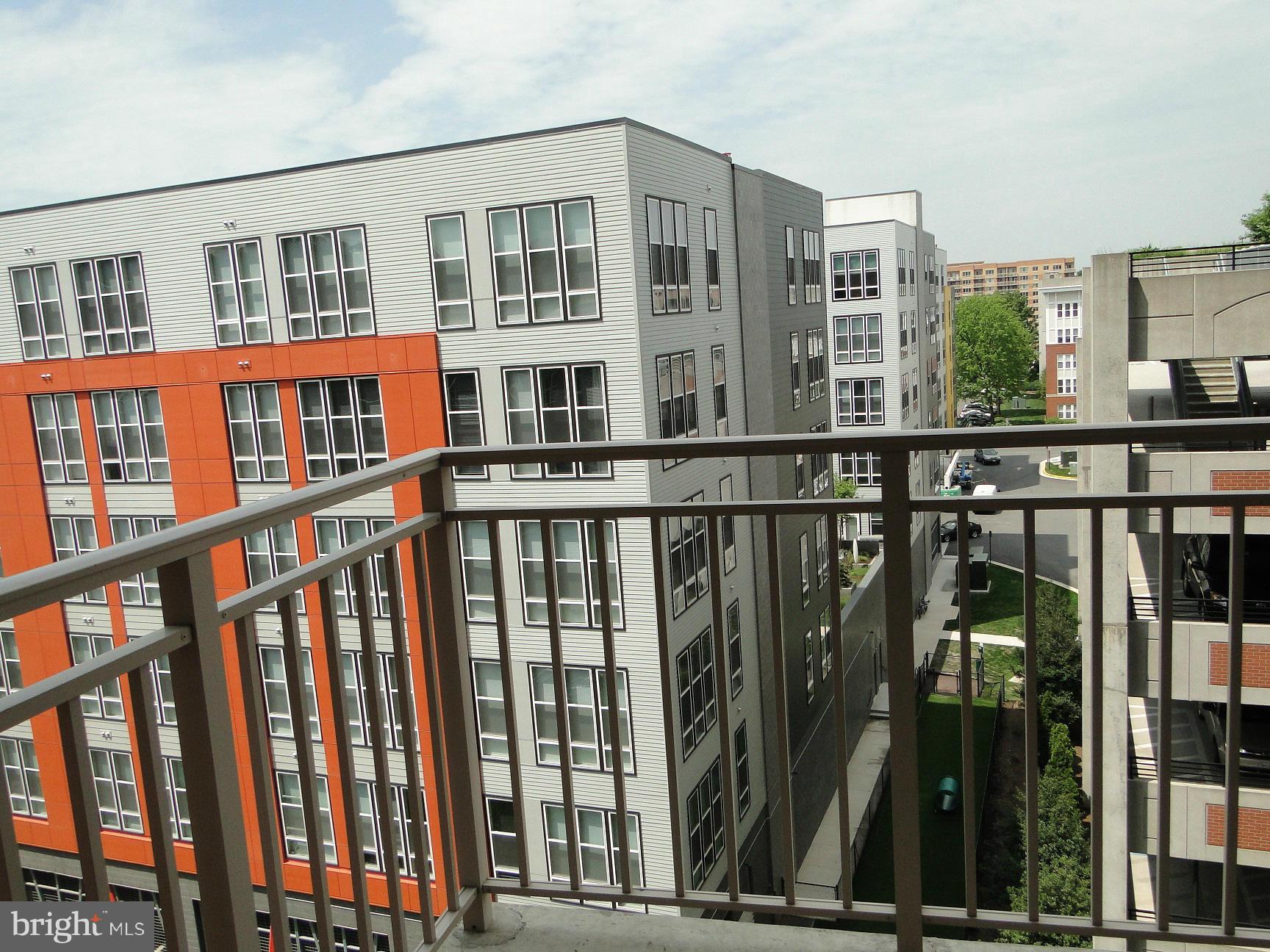 2726 Gallows Road, Unit 611 Vienna, VA 22180 - Photo 20 of 29 a view of a building from a balcony
