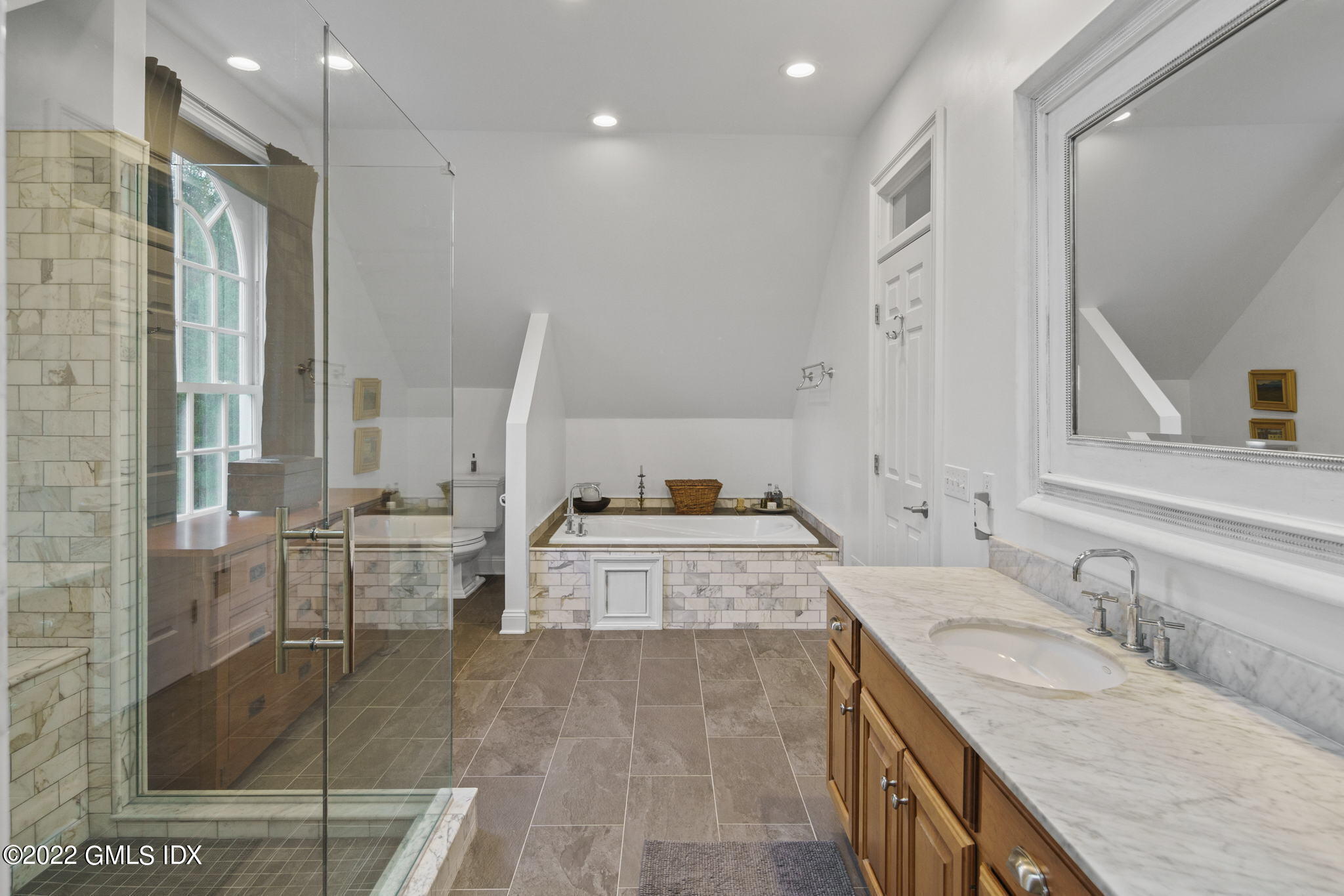 166 Sunset Hill Road Redding, CT 06896 - Photo 26 of 49 61-web-or-mls-DSC08308