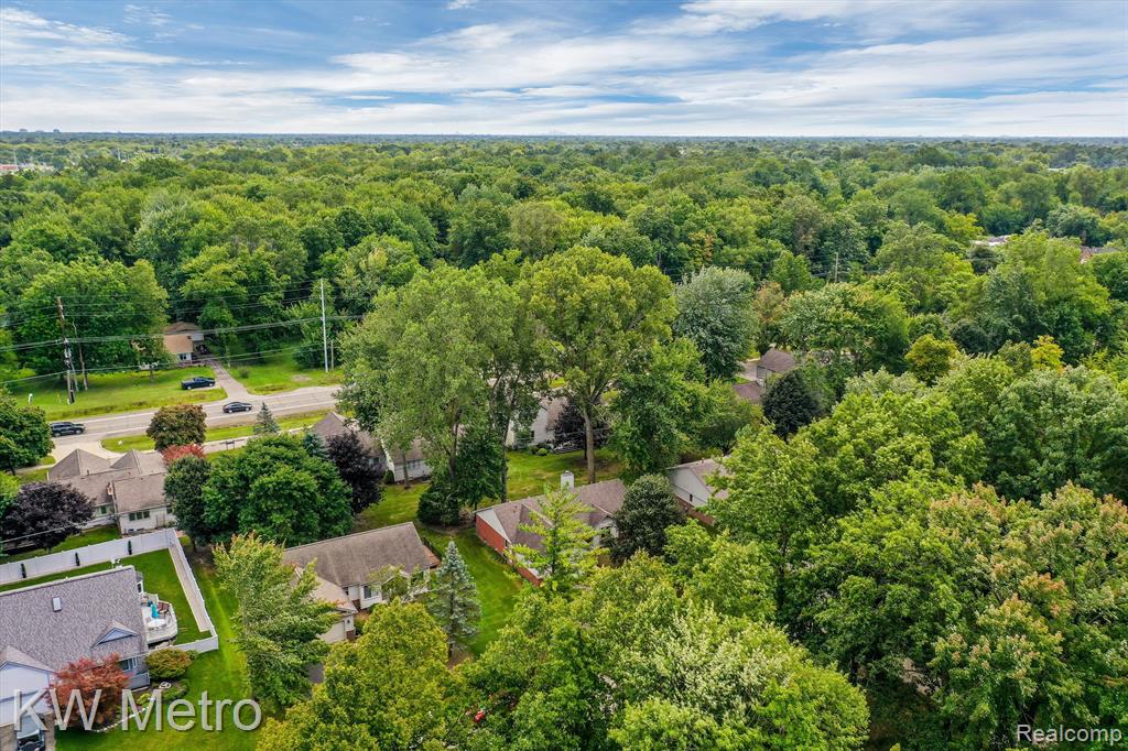 21542 Ruth Street Farmington Hills, MI 48336 - Photo 26 of 28