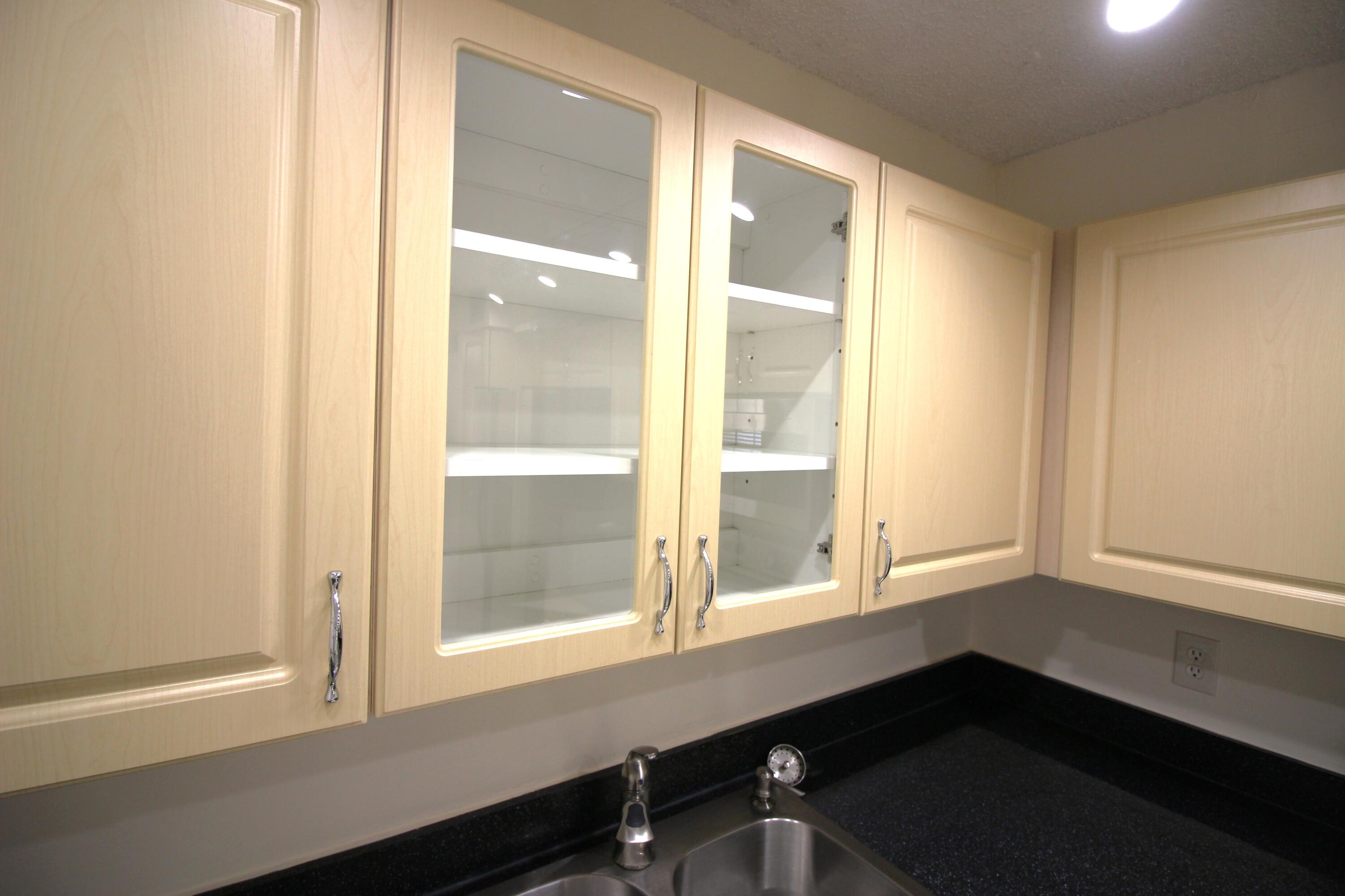 320 Olivewood Place, Unit O115 Boca Raton, FL 33431 - Photo 11 of 56 IMG_7417