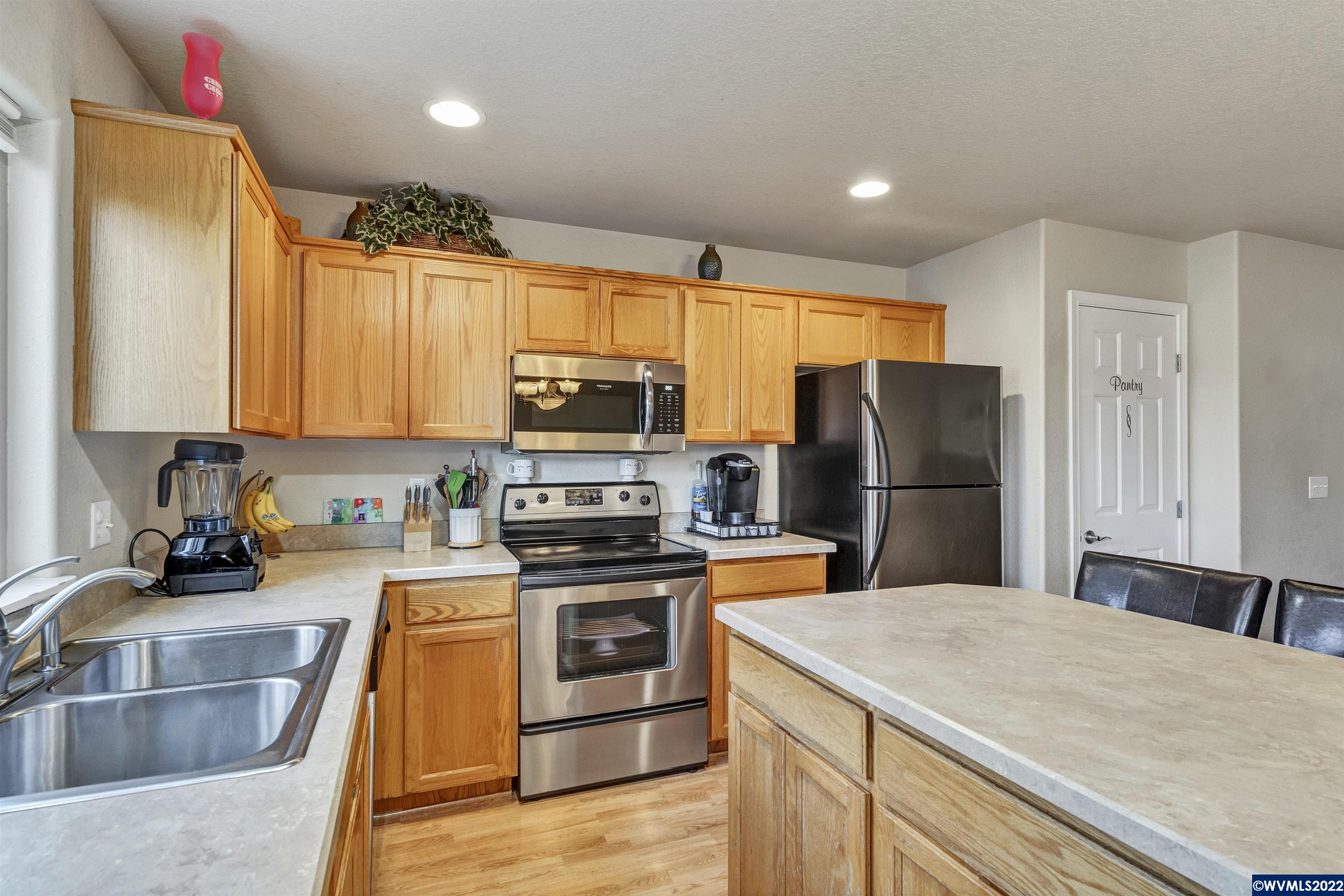 4155 Geranium Loop Northeast Salem, OR 97305 - Photo 7 of 25