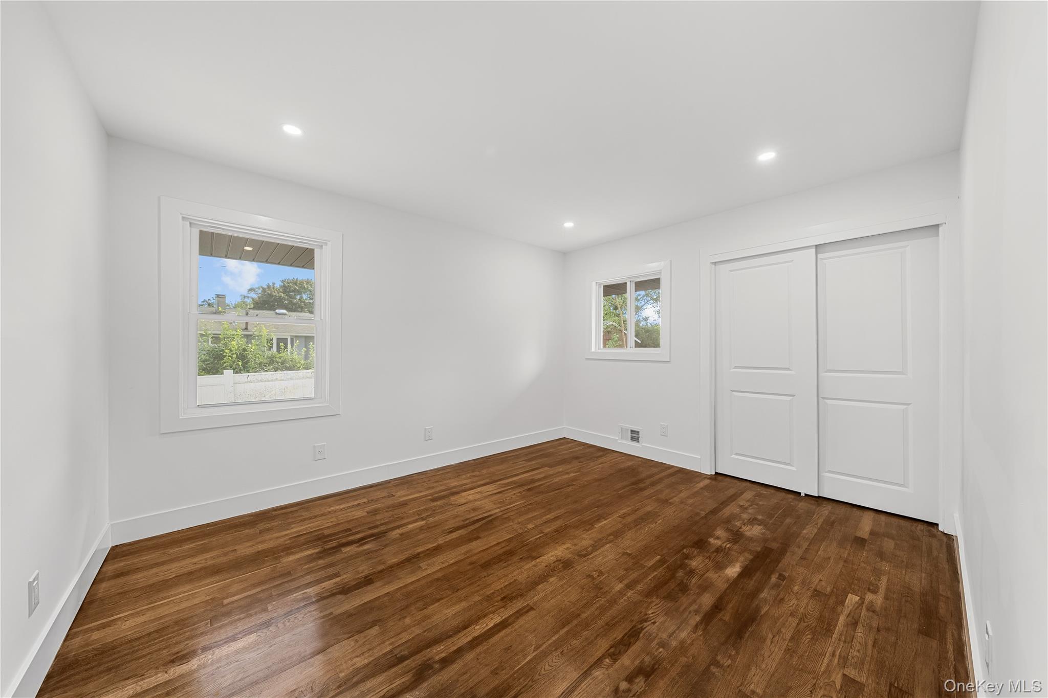 42 Rita Crescent Commack, NY 11725 - Photo 15 of 27 Gallery Image 15