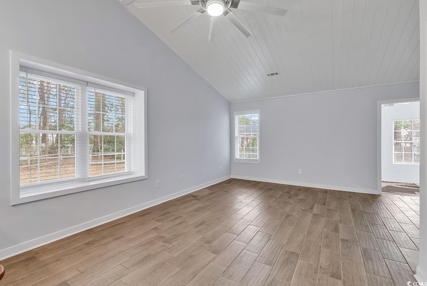 106 Robin Court Murrells Inlet, SC 29576 - Photo 3 of 23 Gallery Image 3
