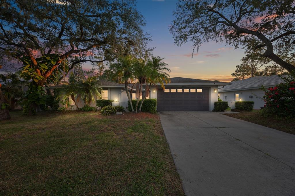 4369 Marine Parkway New Port Richey, FL 34652 - Photo 2 of 28