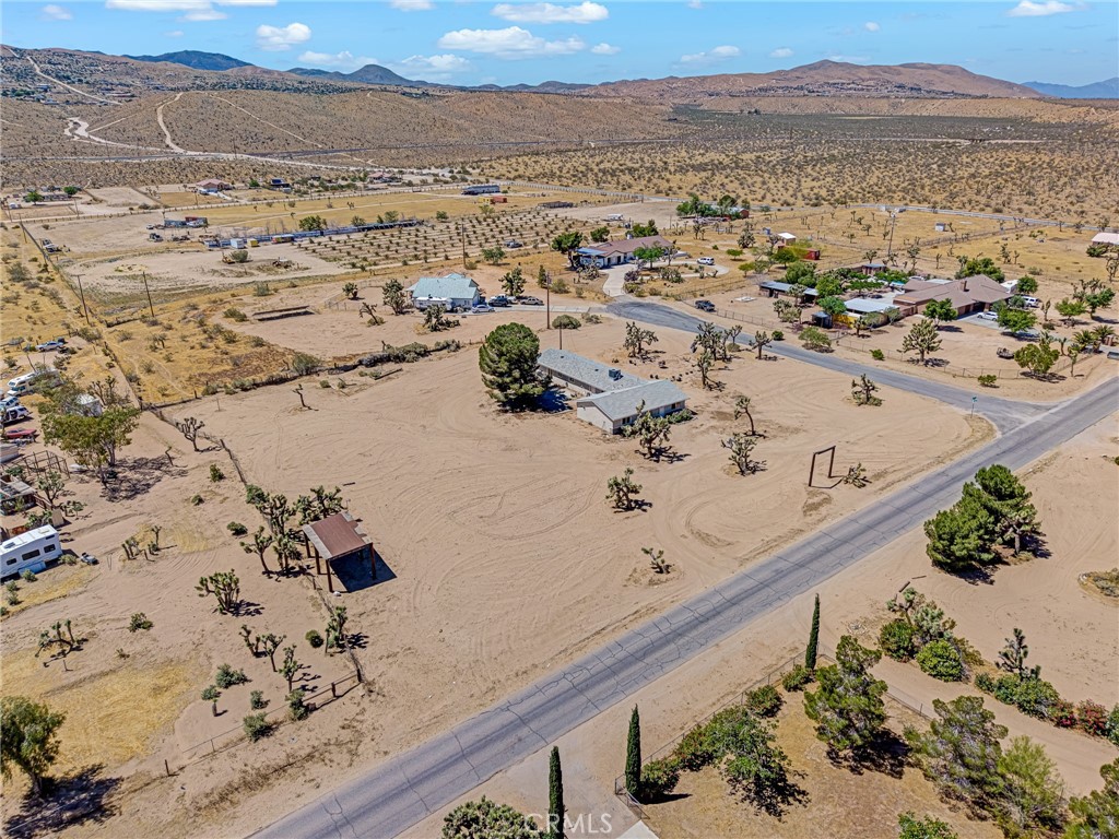25811 Del Sol Road Apple Valley, CA 92308 - Photo 31 of 35