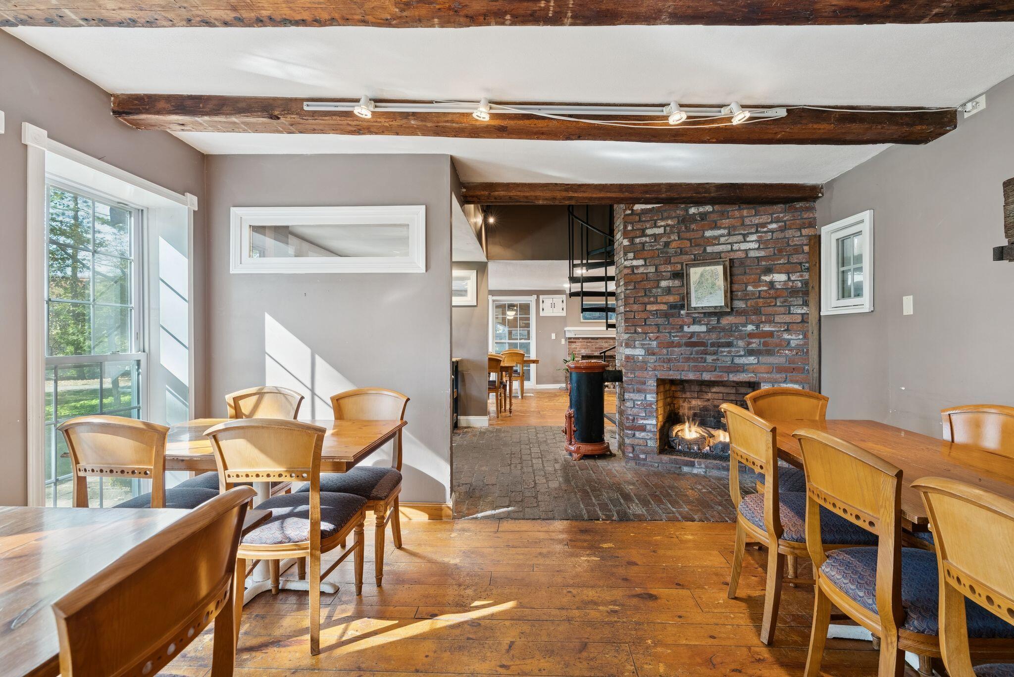 557 Coles Hill Road Wells, ME 04090 - Photo 18 of 35 Dining Room / Living Room