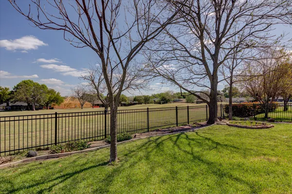 $420,000 | 115 Firestone Place, Meadowlakes, TX 78654