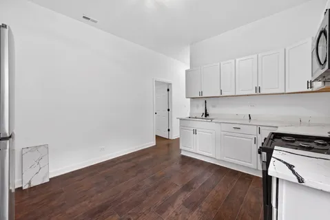 $389,999 | 6018 South Sangamon Street, Chicago, IL 60621