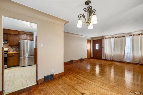 $2,000 | 133 Halstead Avenue, Cheektowaga, NY 14212