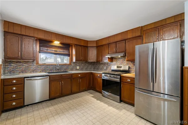 $2,000 | 133 Halstead Avenue, Cheektowaga, NY 14212