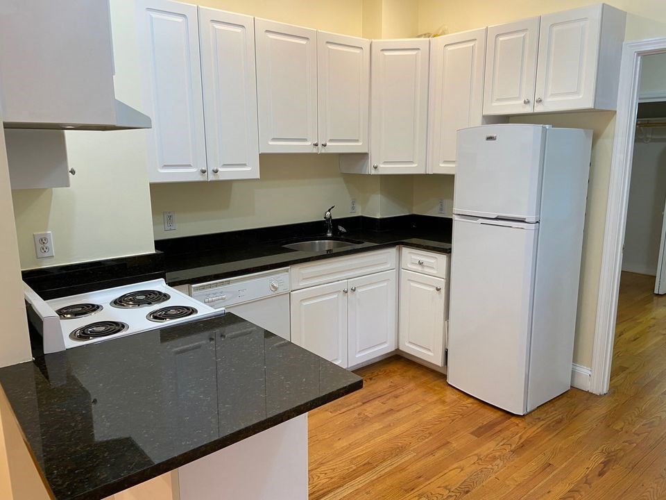 103 Charles Street, Unit G Boston, MA 02114 - Photo 6 of 14