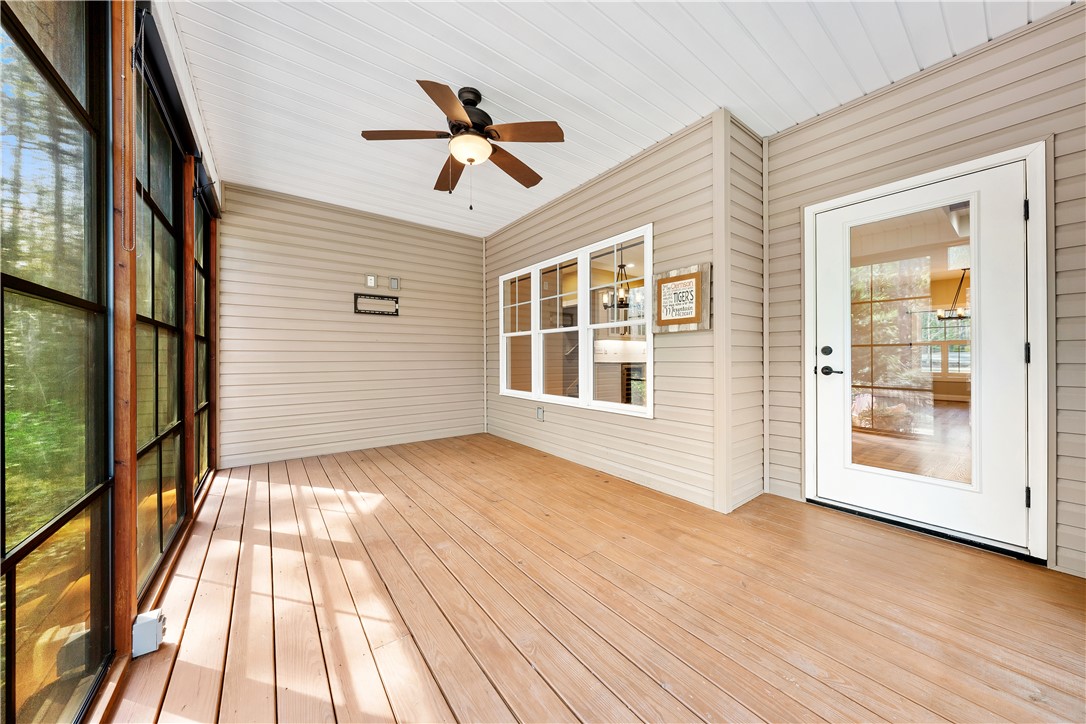 104 Springdale Court Central, SC 29630 - Photo 11 of 33