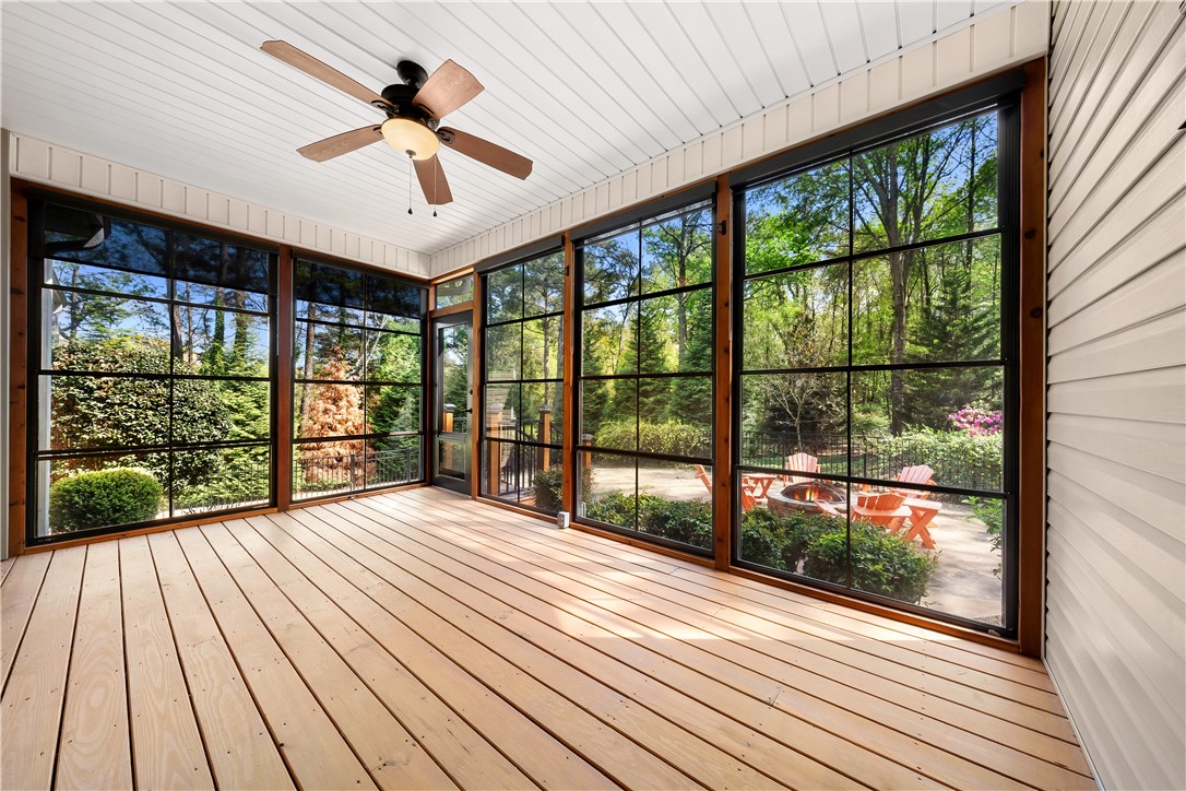 104 Springdale Court Central, SC 29630 - Photo 9 of 33