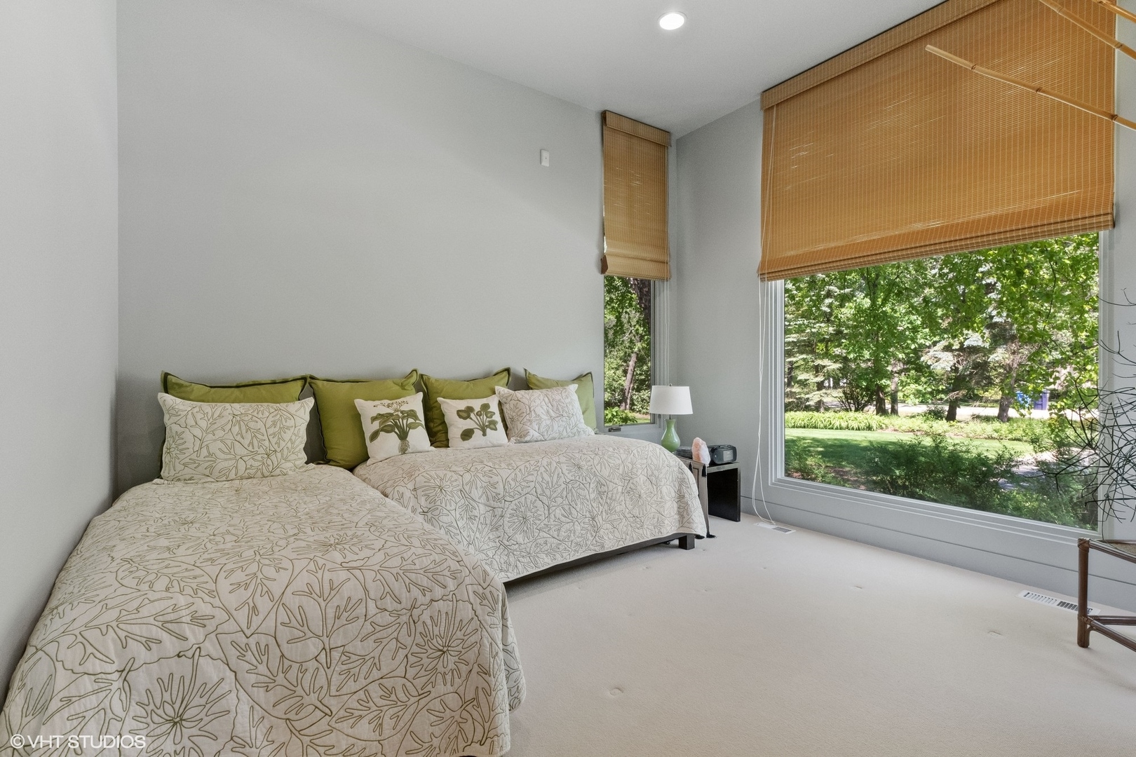 1632 Saunders Road Riverwoods, IL 60015 - Photo 26 of 38 a large bed sitting in a bedroom next to a window