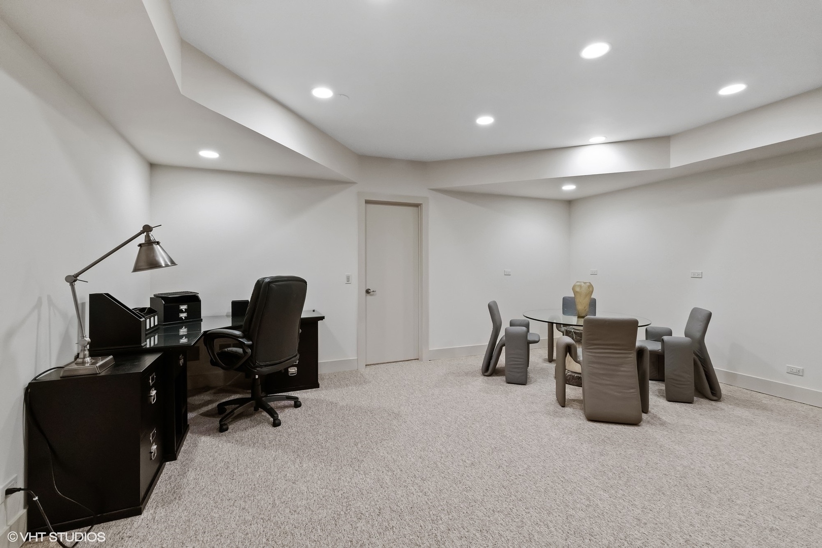 1632 Saunders Road Riverwoods, IL 60015 - Photo 32 of 38 a room with furniture and musical instruments