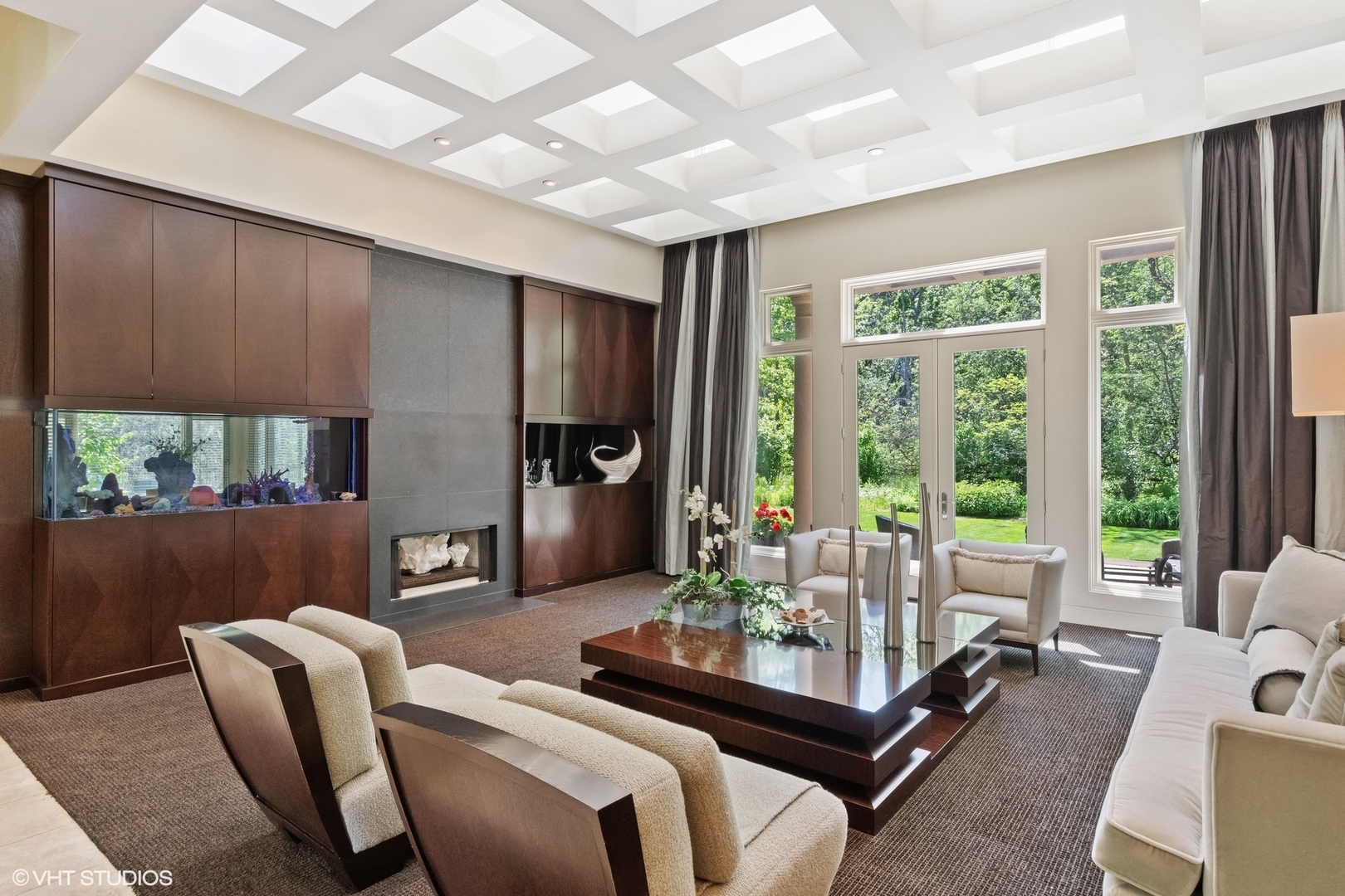 1632 Saunders Road Riverwoods, IL 60015 - Photo 9 of 38 a living room with furniture and a floor to ceiling window