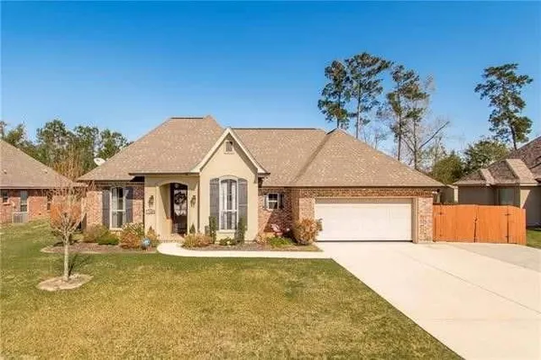 $2,200 | 152 Fayedaye Drive, Madisonville, LA 70447