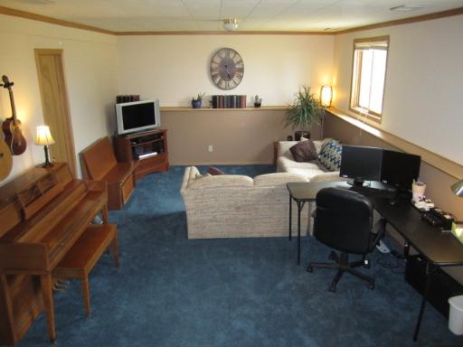 3218 East 19th Road Ottawa, IL 61350 - Photo 5 of 16