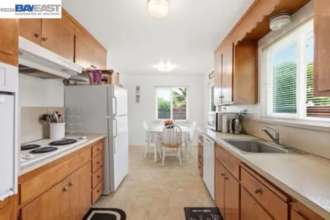 $569,000 | 3836-3838 Dubac Way, Sacramento, CA 95864