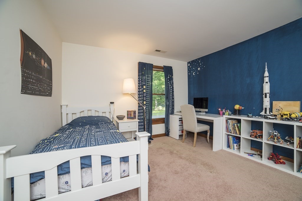 59 Woodlot Road Amherst, MA 01002 - Photo 25 of 38 Gallery Image 25