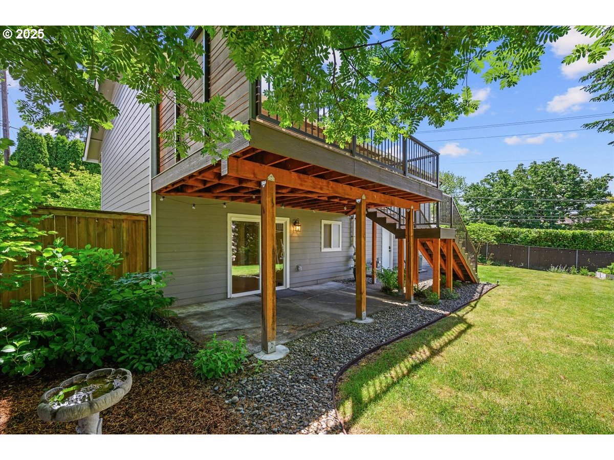885 Southwest Spring Lane Portland, OR 97225 - Photo 31 of 48 Gallery Image 31