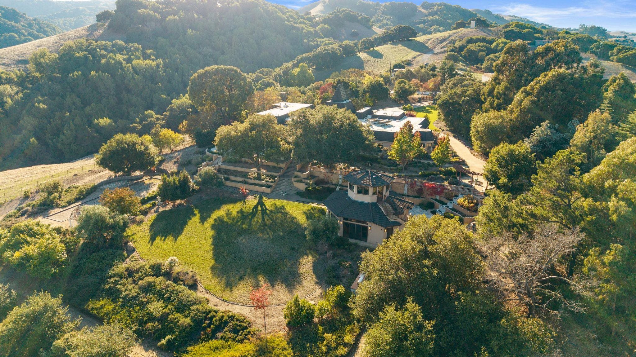 10633 Dublin Canyon Road Pleasanton, CA 94588 - Photo 2 of 49