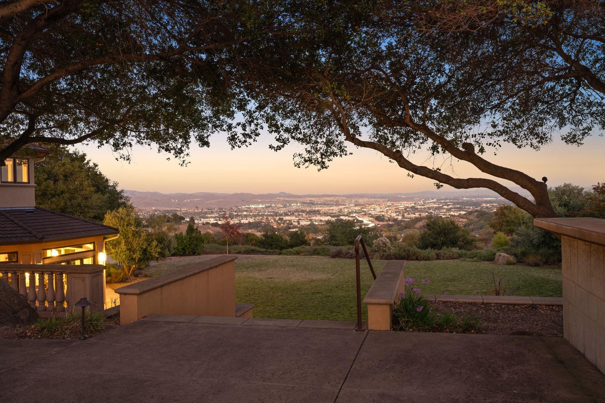 10633 Dublin Canyon Road Pleasanton, CA 94588 - Photo 3 of 49