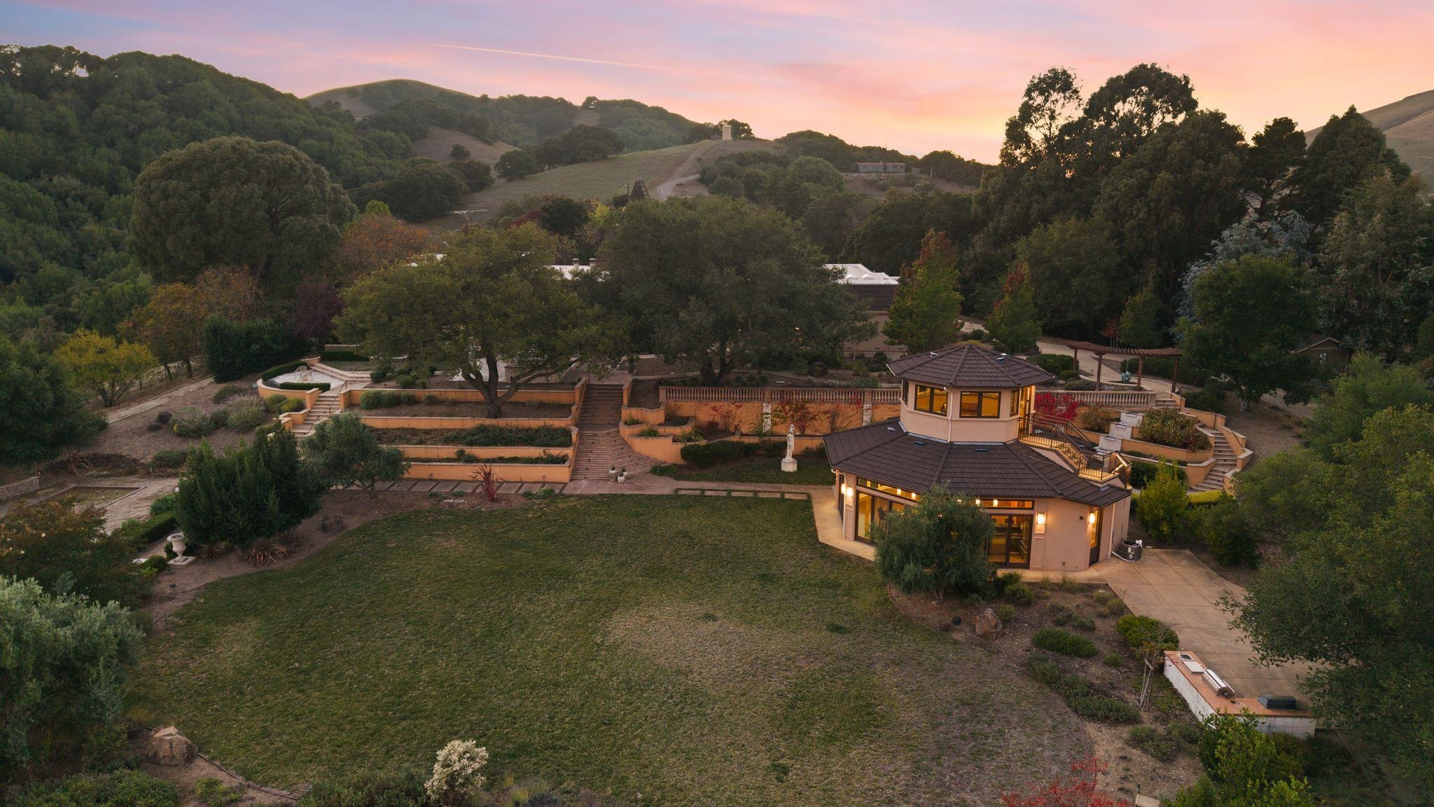 10633 Dublin Canyon Road Pleasanton, CA 94588 - Photo 4 of 49