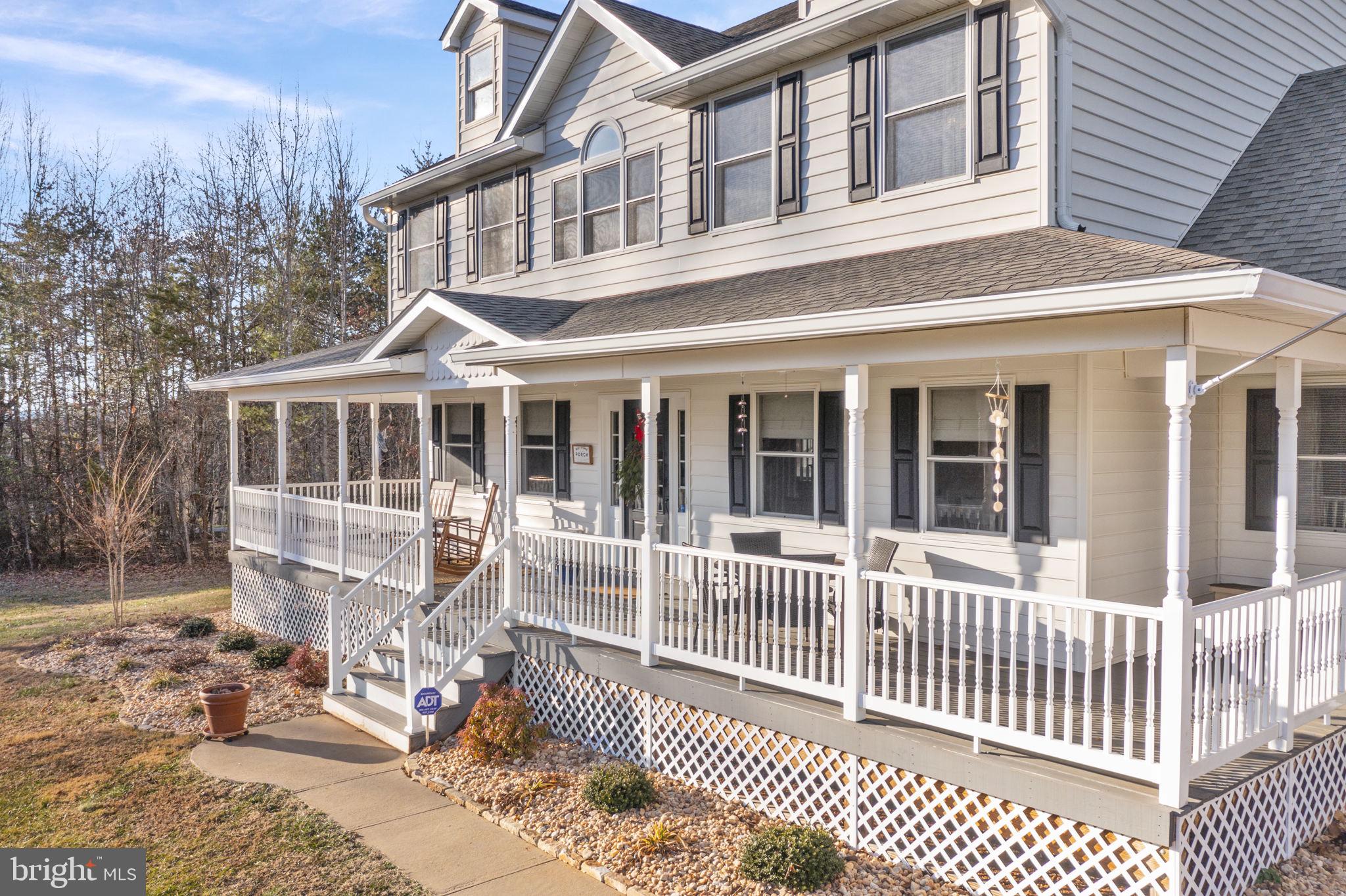 8384 Botha Road Warrenton, VA 20186 - Photo 3 of 62 Gallery Image 3