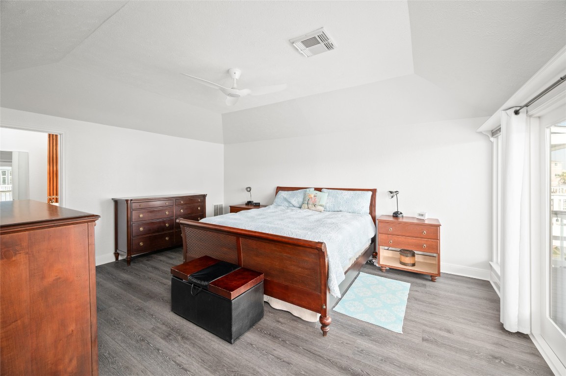 242 Isles End Road Tiki Island, TX 77554 - Photo 19 of 50 This angle of the Primary Suite showcases the size and entry to the 2025 renovated Primary Suite bath and closet.