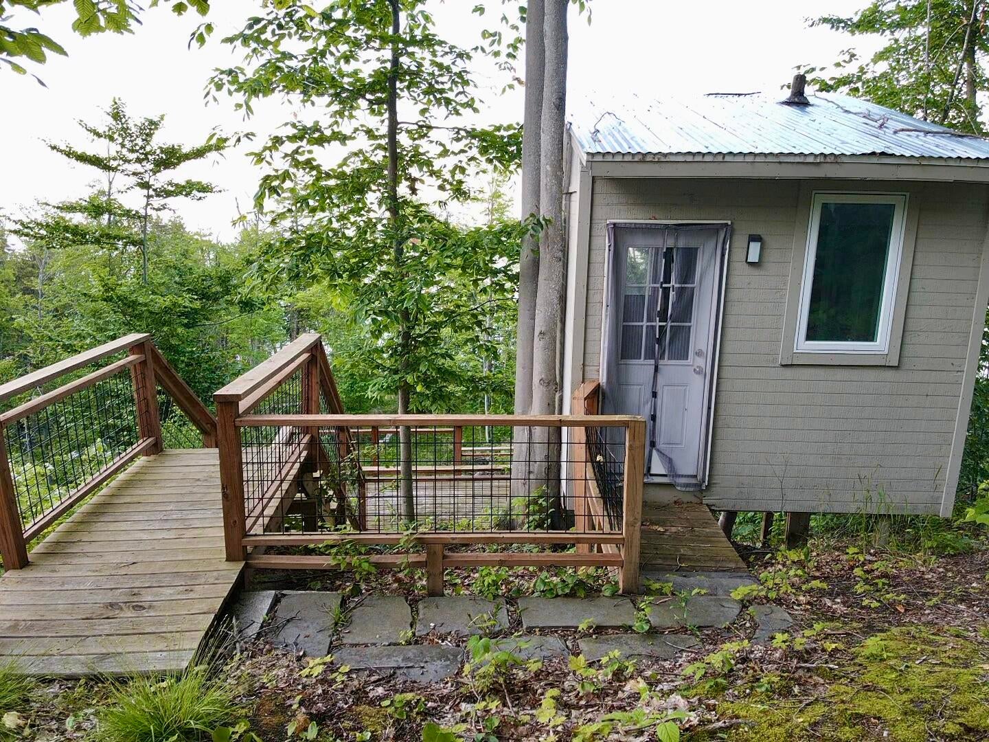 3206 Hidden Ridge Road Alanson, MI 49706 - Photo 16 of 33 Gallery Image 16