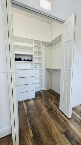 a view of walk in closet
