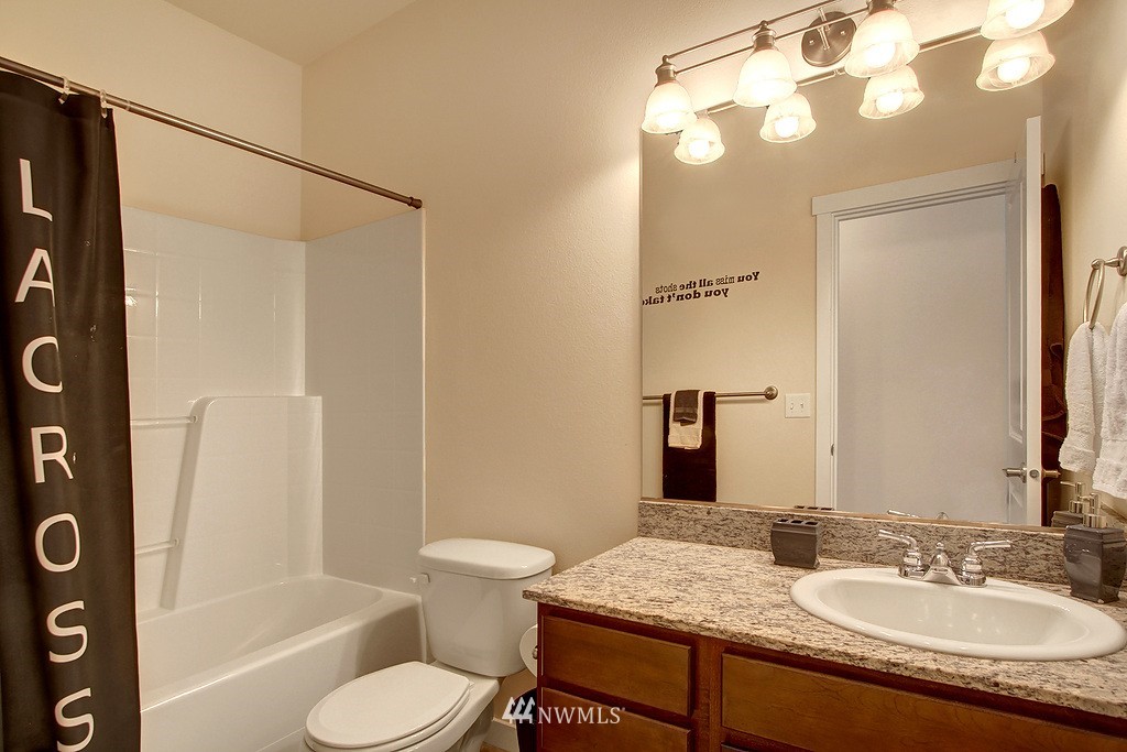 2034 112th Street Southwest Everett, WA 98204 - Photo 11 of 14 Gallery Image 11