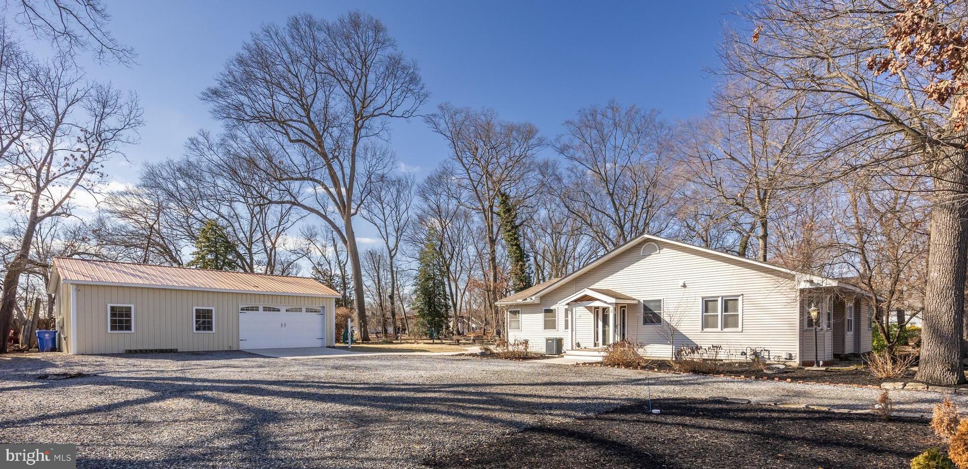 611 Delanco Road Edgewater Park, NJ 08010 - Photo 3 of 45