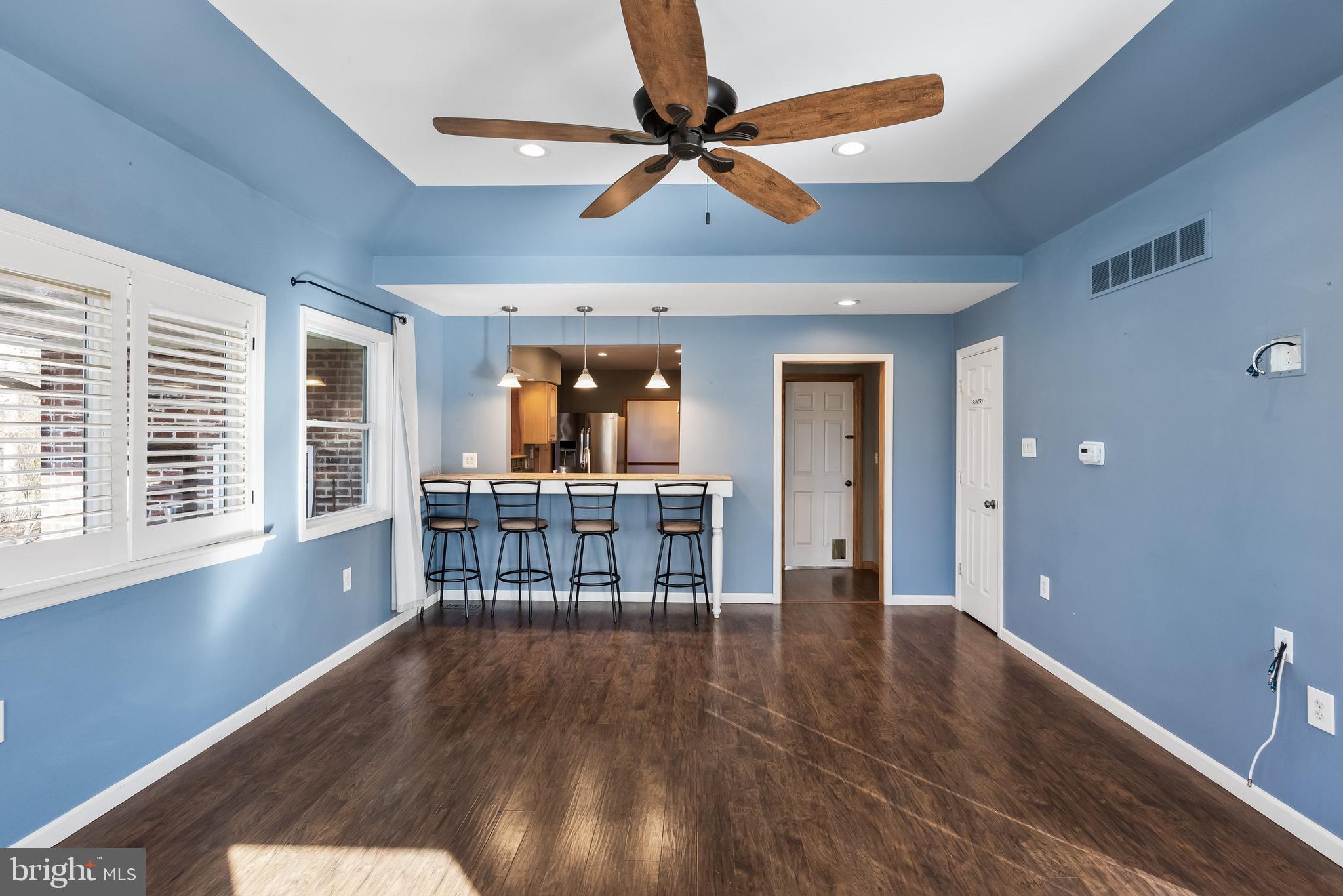 611 Delanco Road Edgewater Park, NJ 08010 - Photo 6 of 45