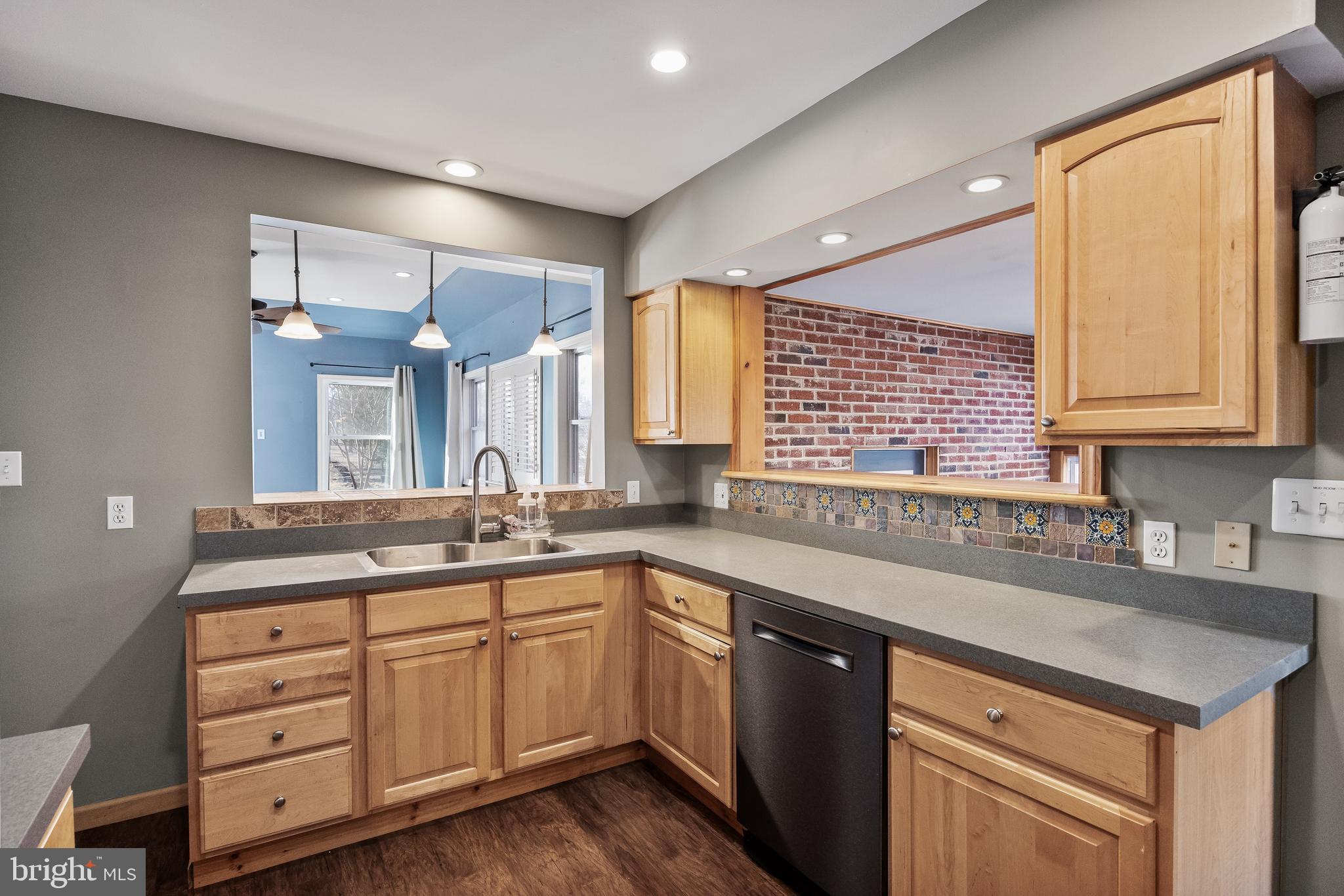 611 Delanco Road Edgewater Park, NJ 08010 - Photo 10 of 45