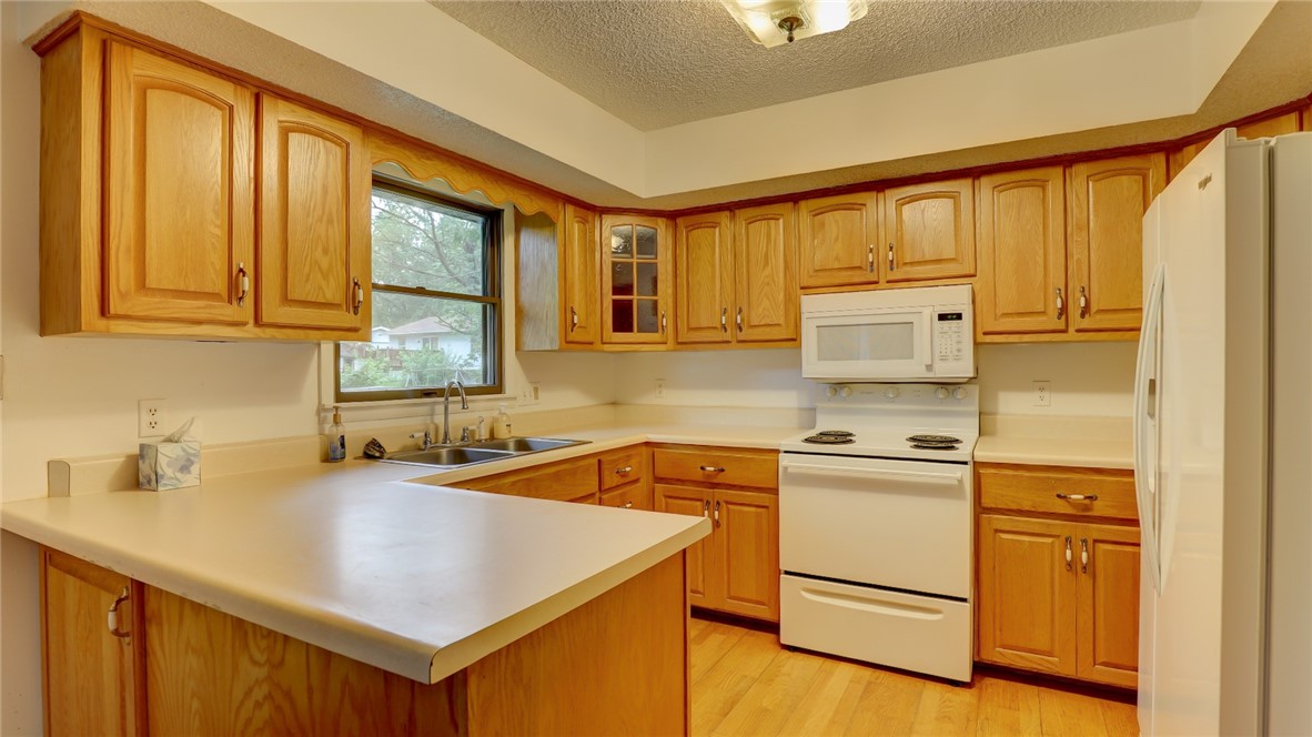 3645 North Meadowlark Drive Decatur, IL 62526 - Photo 16 of 26