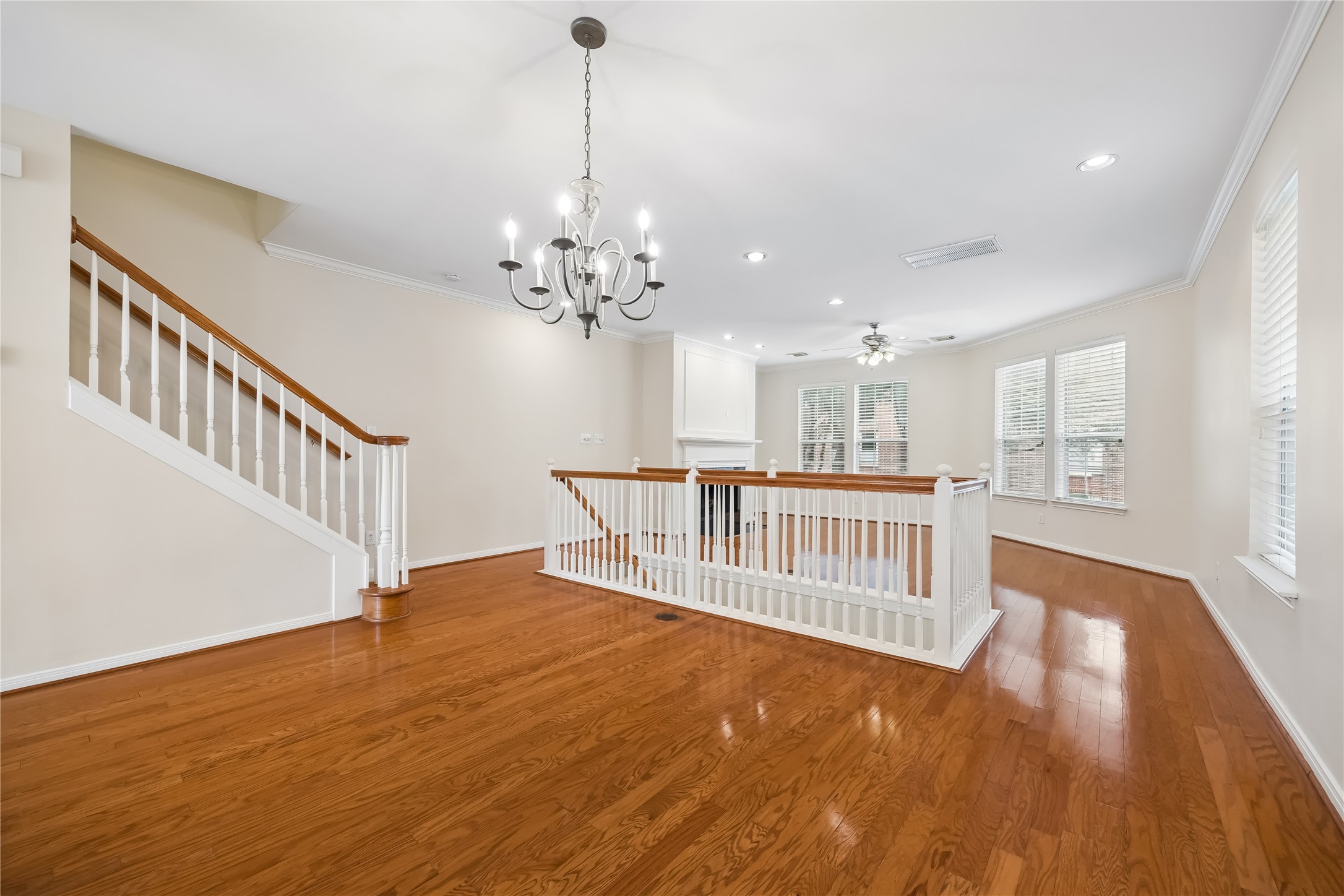 3003 Terrace Hills Lane Houston, TX 77007 - Photo 5 of 18