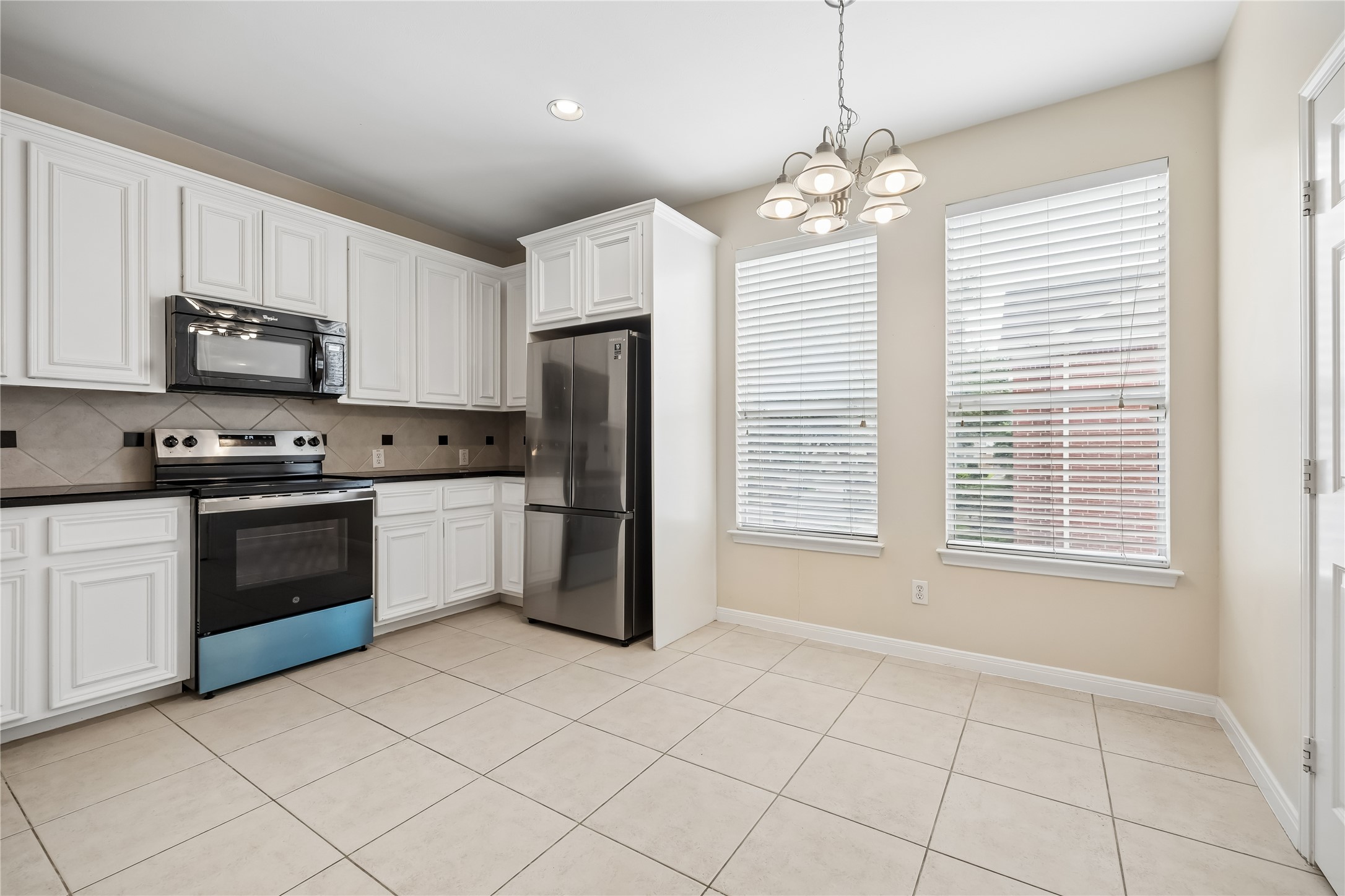 3003 Terrace Hills Lane Houston, TX 77007 - Photo 8 of 18